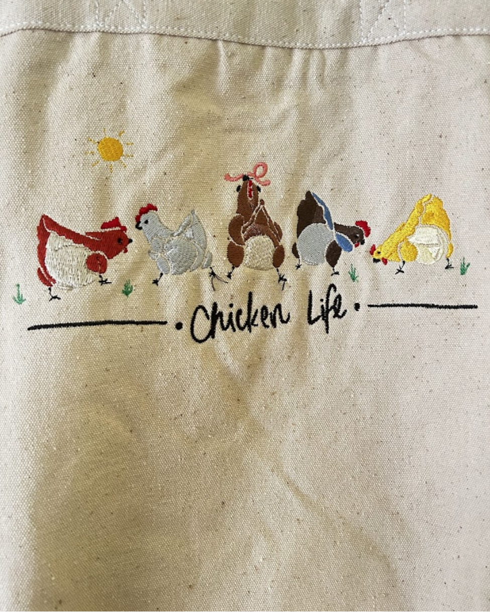 Chicken Life Totebag - Everyday use, chicken design, minimalistic and cute bag